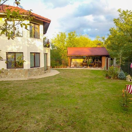 Къща За Гости Акация Ravna Gora Exterior photo